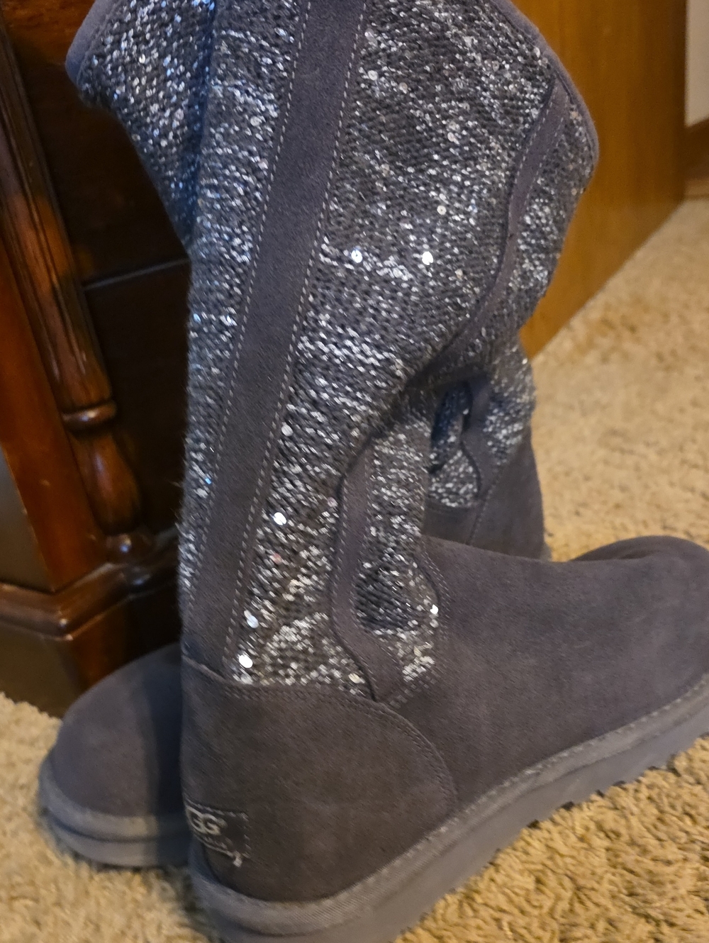 UGG Australia Camaya 1006711 Charcoal Wool Suede Boots Women’s Size EU 41 US 10
